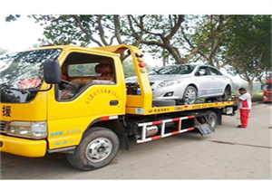 雨花附近24小时汽车拖车服务热线