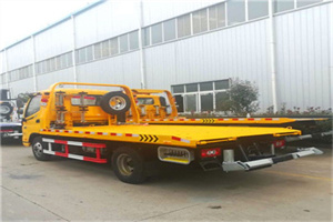 雨花附近拖车救援搭电